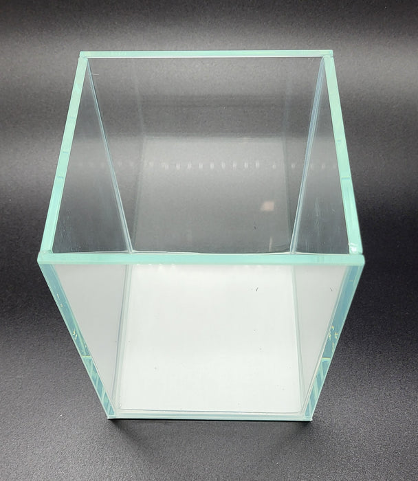AP Cubed Series Rimless Aquarium 0.4 gallon