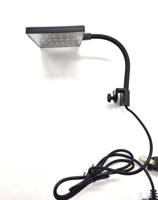 Deebow Clip On Planted LED Light (Dee-260)